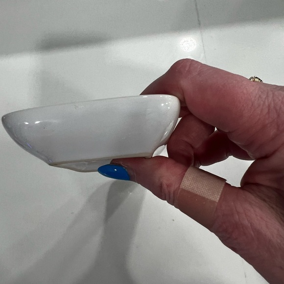 Ceramic Spoon Rest with Branch of Grapes - Picture 10 of 11